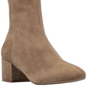 Brand New Aquatalia Boots- Waterproof Suede!